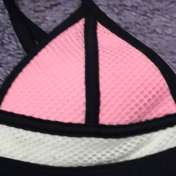 Pink and white super comfy triangl bikini top! - Picture 2 of 2